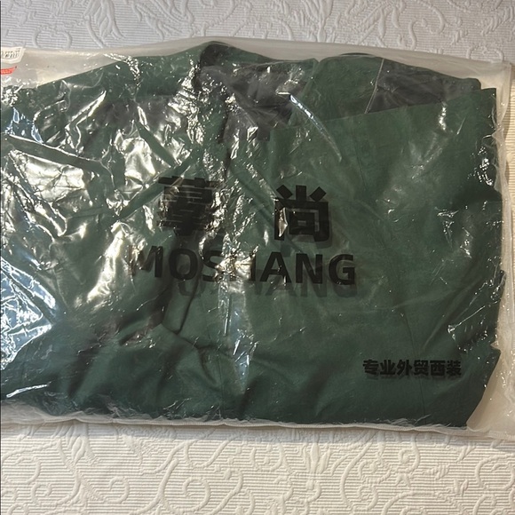 Men's Green suit Blazer. NWT. XXXL runs small. Fits like XL. - Picture 2 of 9